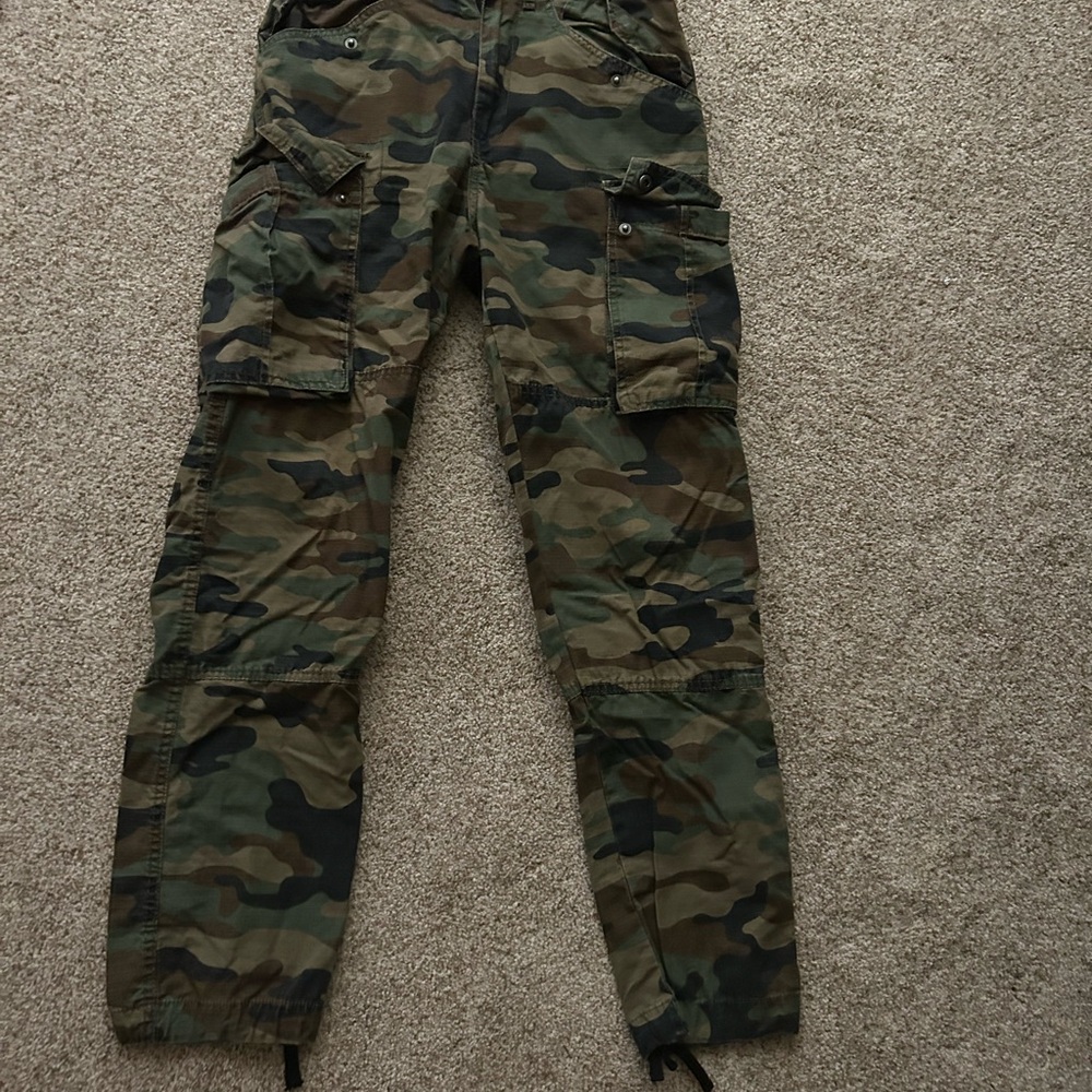 LCKR Camouflage Cargo Pants